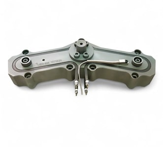 V - Manifold