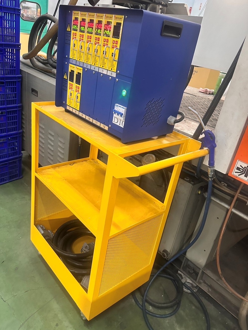 熱澆道溫控器移動台車